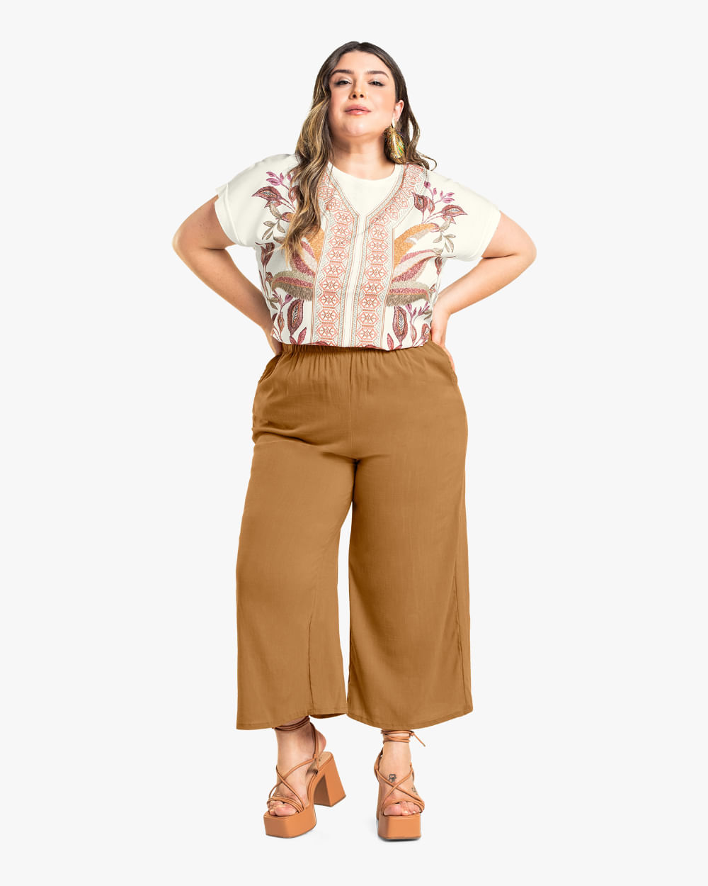 Calça Pantacourt Plus Size em Viscose Cereja Rosa