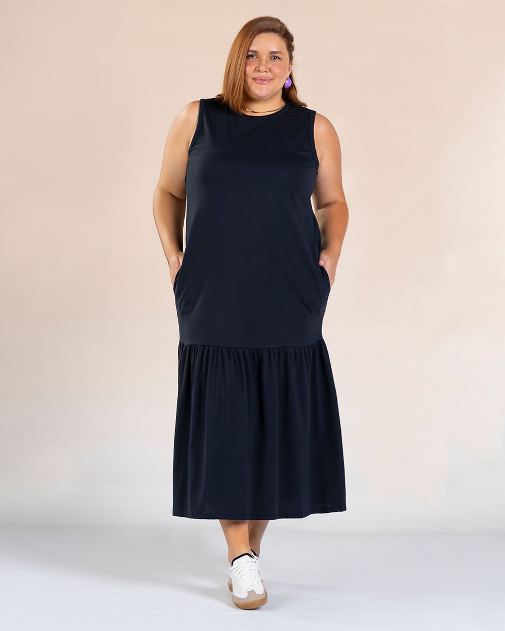 Vestido Midi Plus Size com Bolso em Meia Malha - Preto