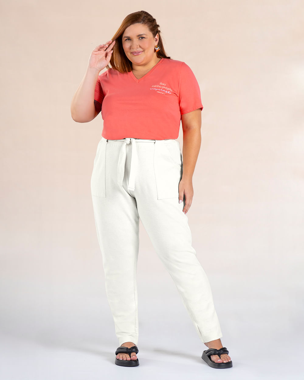 T-shirt Plus Size em Meia Malha Decote V - Cereja Rosa - Lagosta