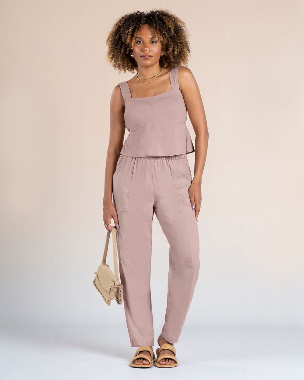 Calça Feminina Cenoura em Viscose Linho - Cereja Rosa - Bege