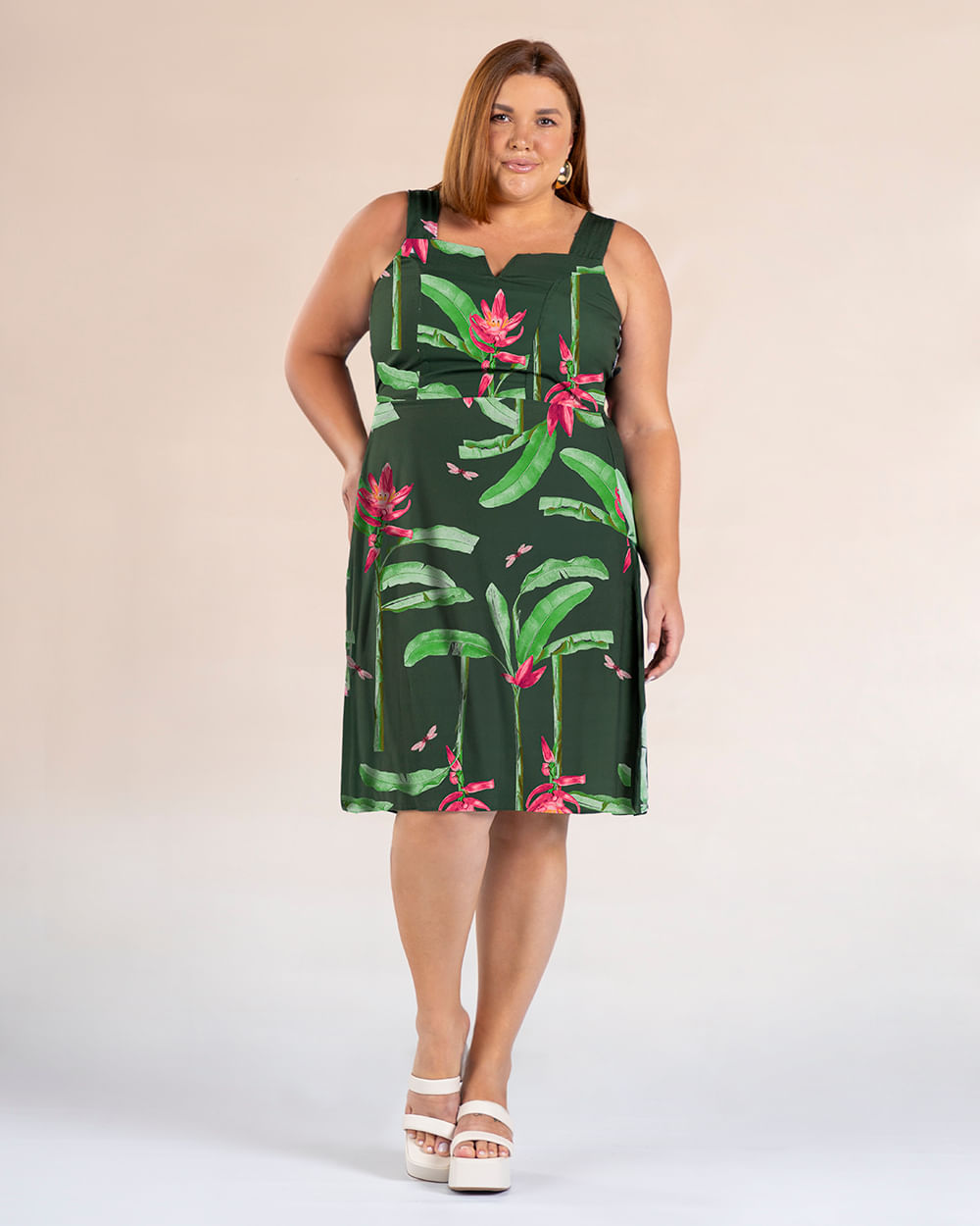 Vestido Curto Plus Size Estampado - Cereja Rosa - Basílico  GG