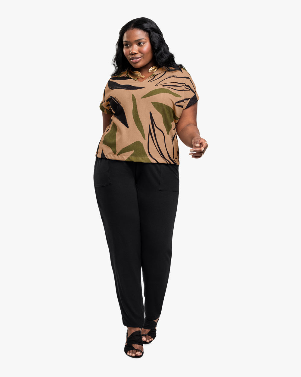 Blusa Plus Size Estampada em Crepe Favo - Cereja Rosa - Castor